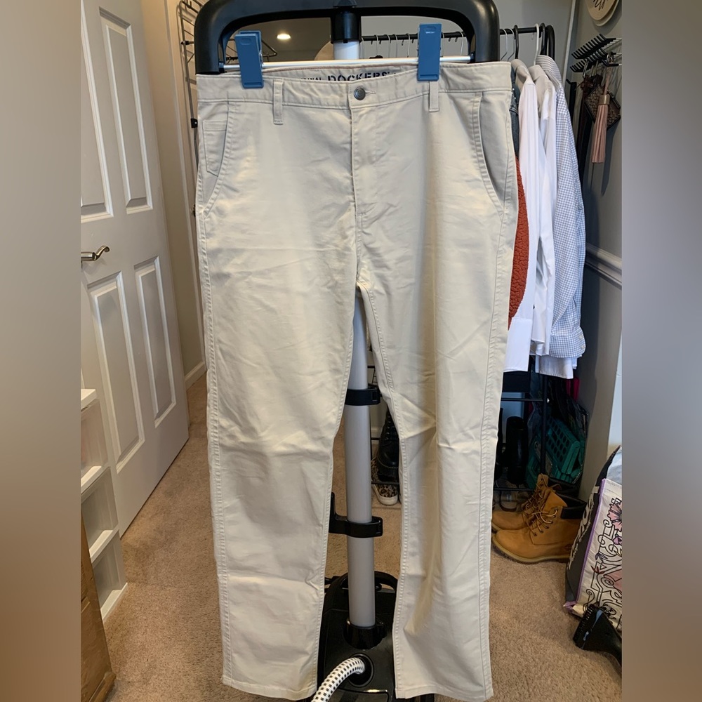 Kaki Docker Pants 36W x 34L NBW